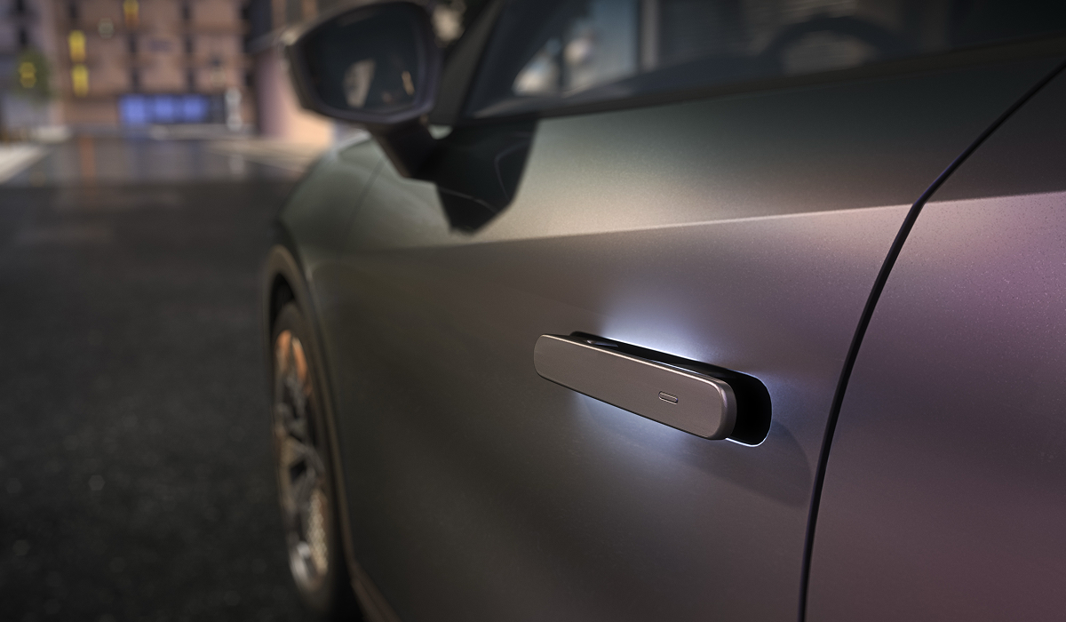 260409_CUPRA-Raval_Tu%CC%88rgriff-Detail